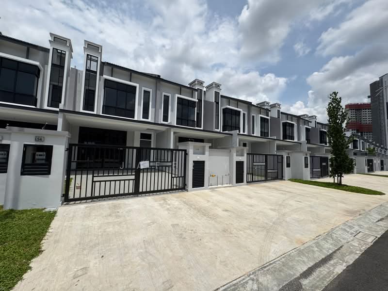Rumah Teres 2 Tingkat untuk Disewa di Taman Mount Austin (Tebrau) - Jaffrey . - PropertyGuru.com.my