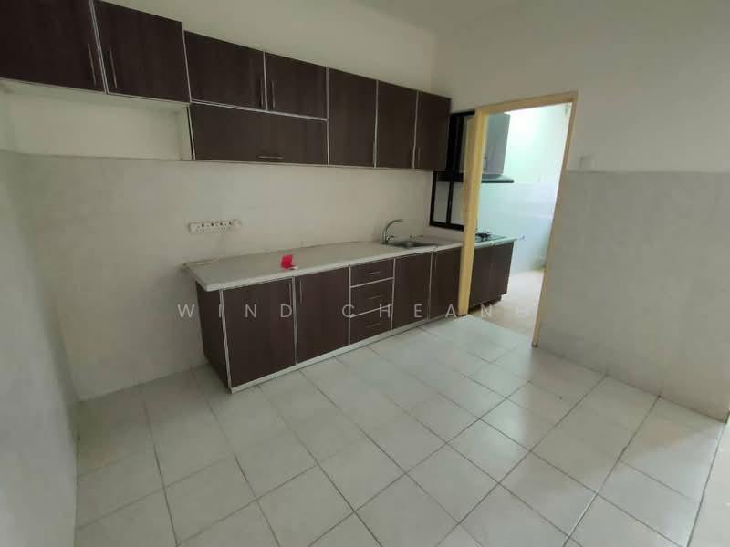 Kondominium untuk Dijual di Casa Tropicana - Wind Cheang - Kitchen - PropertyGuru.com.my