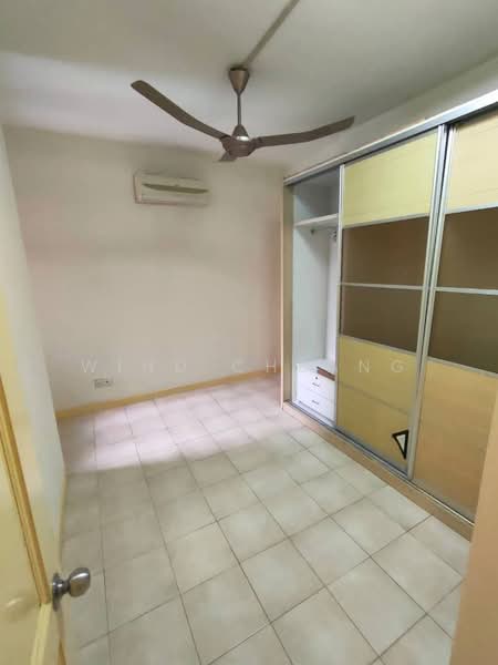 Kondominium untuk Dijual di Casa Tropicana - Wind Cheang - Bedroom - PropertyGuru.com.my