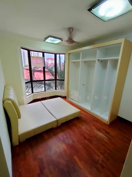 Kondominium untuk Dijual di Casa Tropicana - Wind Cheang - Bedroom - PropertyGuru.com.my