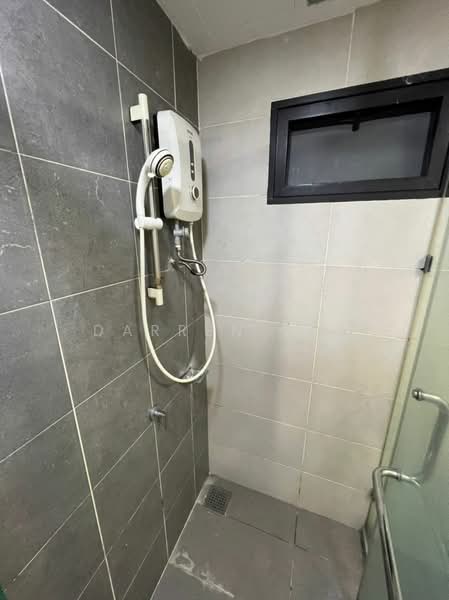 Servis Apartment untuk Disewa di Solstice @ Pan'gaea - Darren Lim - Bathroom - PropertyGuru.com.my