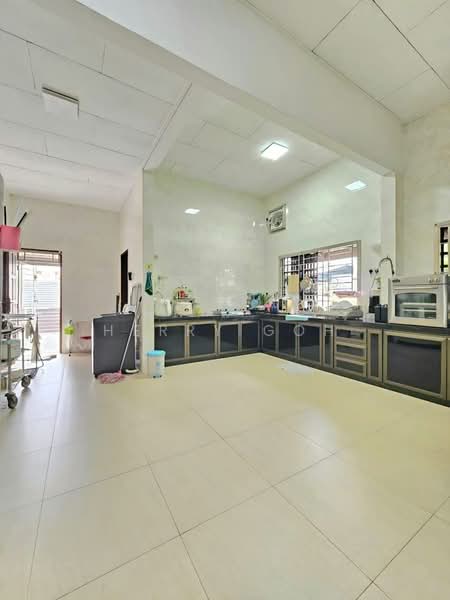 Rumah Banglo untuk Dijual di Taman Melodies (Johor Bahru) - Herry Goh - Kitchen - PropertyGuru.com.my