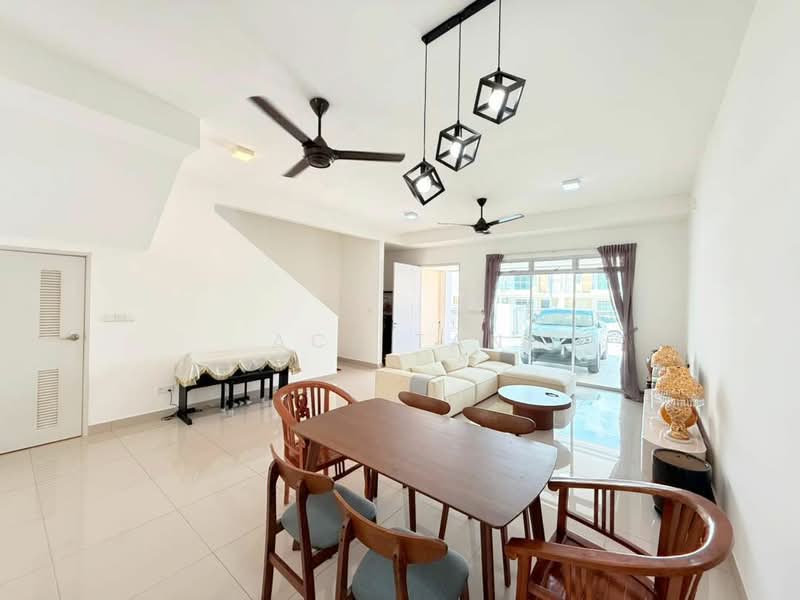 Rumah Teres 2 Tingkat untuk Dijual di Iskandar Puteri (Nusajaya) (Johor) - Ace Tan - Living Room - PropertyGuru.com.my