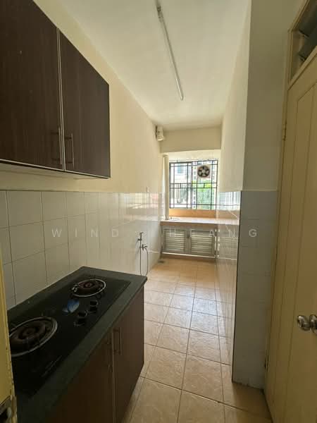 Kondominium untuk Dijual di Casa Tropicana - Wind Cheang - Kitchen - PropertyGuru.com.my