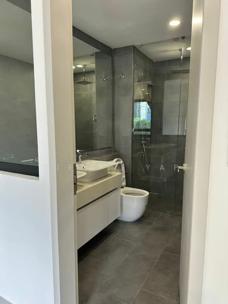 Kondominium untuk Disewa di ALIX Residences - Tien Ee Yap - Bathroom - PropertyGuru.com.my