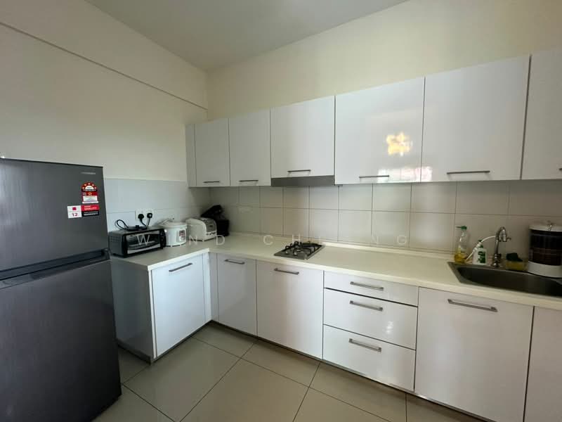 Kondominium untuk Dijual di Casa Tropicana - Wind Cheang - Kitchen - PropertyGuru.com.my