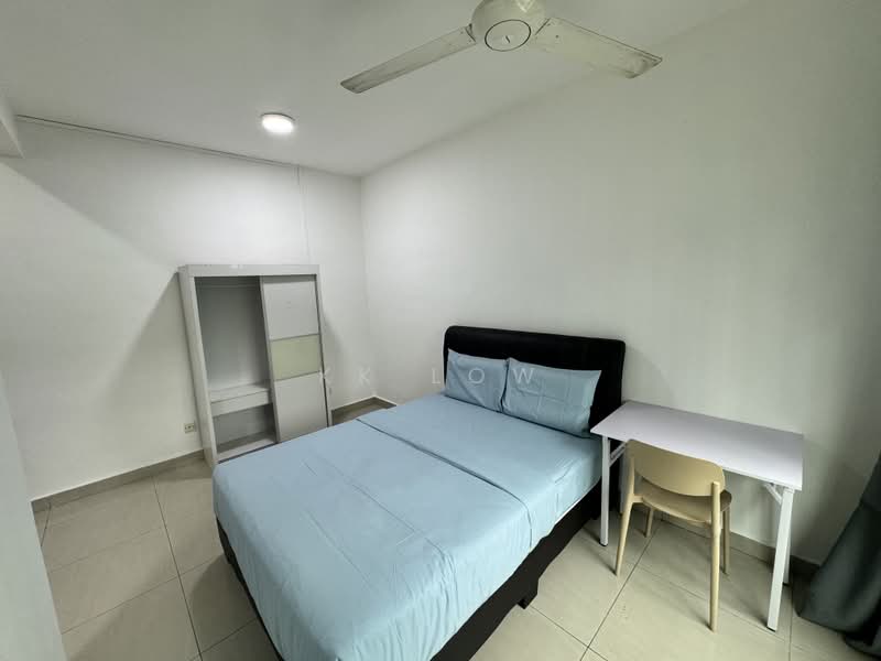 Servis Apartment untuk Disewa di SuriaMas Suites - KK Low - Bedroom - PropertyGuru.com.my