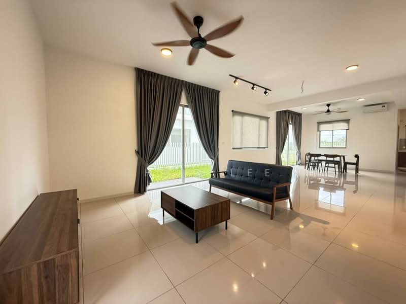 2-storey Terraced House for Rent in Bandar Gamuda Cove (Dengkil) - Chris Lee - Living Room - PropertyGuru.com.my