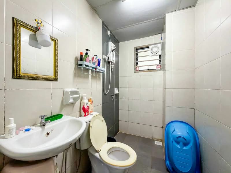 Apartment for Sale at Seruling Apartment - Izzat Zamros - PropertyGuru.com.my