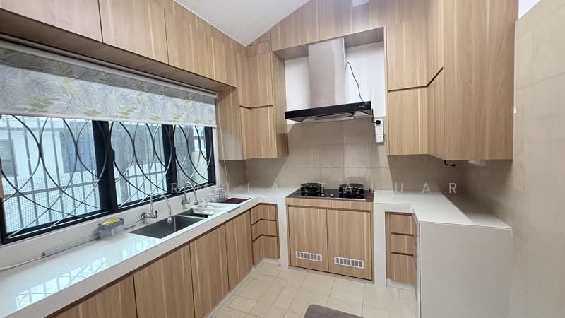 Terraced House for Rent in Bangsar (Kuala Lumpur) - Sharmila Taluar - Kitchen - PropertyGuru.com.my
