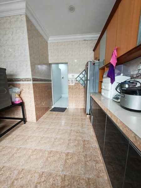1-storey Terraced House for Sale in Johor Bahru (Johor) - Vivien Keck - Kitchen - PropertyGuru.com.my