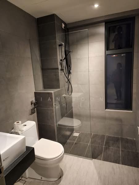 Servis Apartment untuk Dijual di The Era @ Duta North - Kian Boon Chee - Bathroom - PropertyGuru.com.my