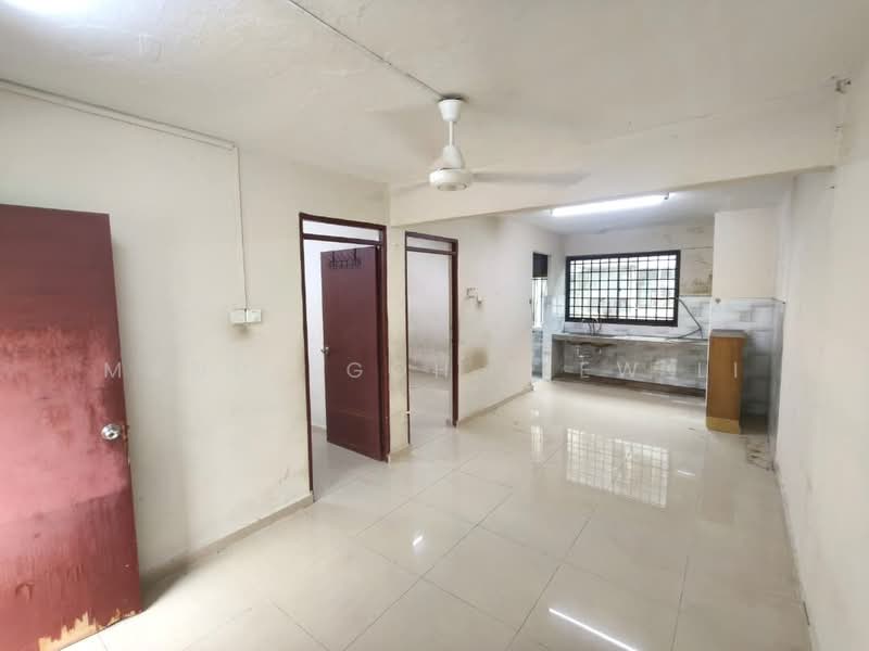 Flat for Sale at Flat Taman Ungku Tun Aminah - Mandy Goh Siew Li - Kitchen - PropertyGuru.com.my