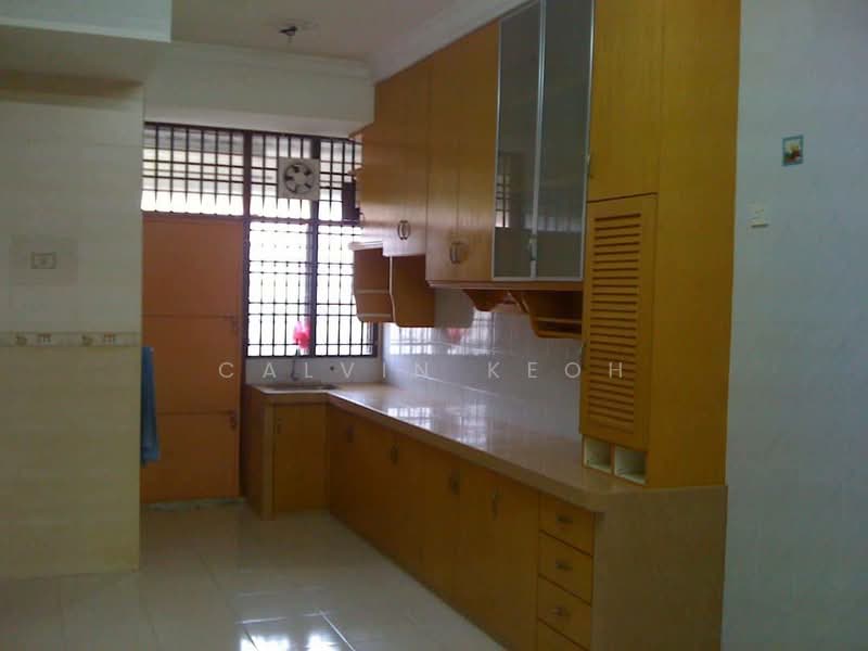 Rumah Teres 2 Tingkat untuk Dijual di Taman Iping (Batu Maung) - Calvin Keoh - Kitchen - PropertyGuru.com.my