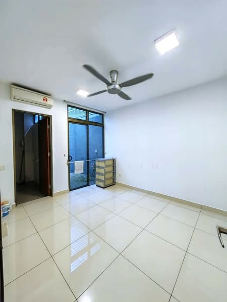 Cluster House for Sale in Taman Sutera Utama (Skudai) - Karl Lim - Interior - PropertyGuru.com.my