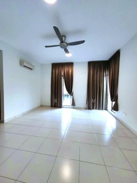 Cluster House for Sale in Taman Sutera Utama (Skudai) - Karl Lim - Living Room - PropertyGuru.com.my