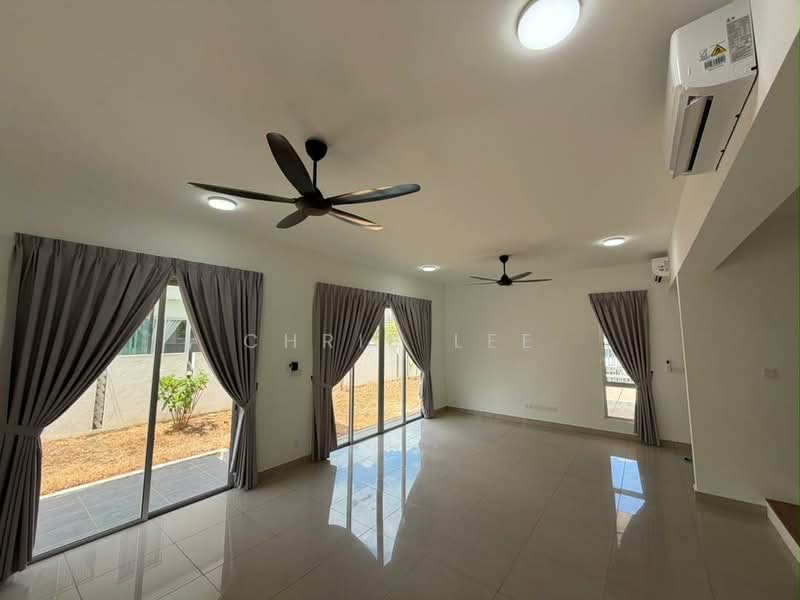 2-storey Terraced House for Rent in Bandar Gamuda Cove (Dengkil) - Chris Lee - Living Room - PropertyGuru.com.my