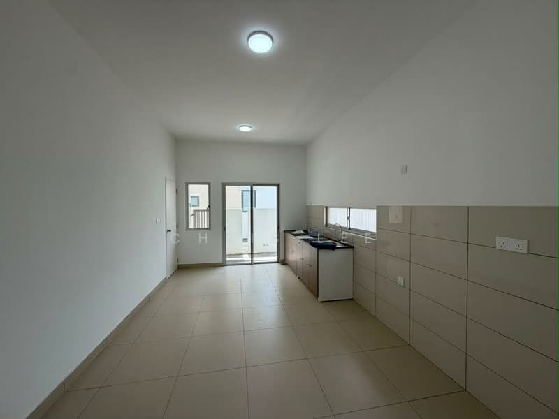 2-storey Terraced House for Rent in Bandar Gamuda Cove (Dengkil) - Chris Lee - Kitchen - PropertyGuru.com.my