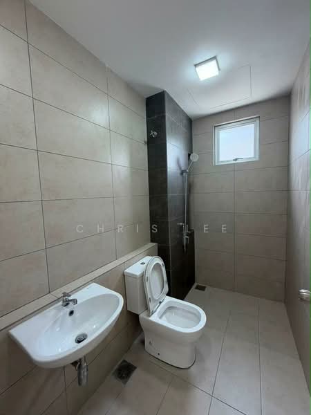 2-storey Terraced House for Rent in Bandar Gamuda Cove (Dengkil) - Chris Lee - Bathroom - PropertyGuru.com.my