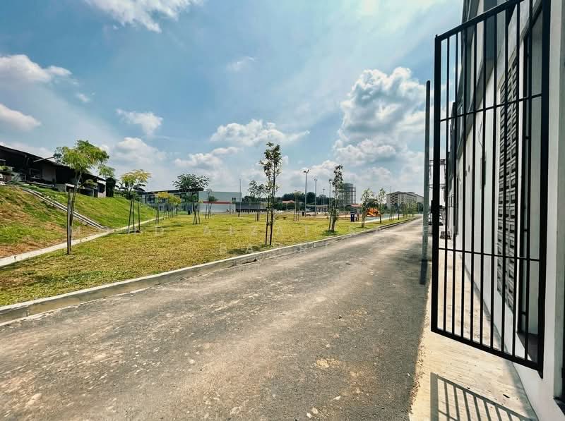 Rumah Teres 2-Tingkat untuk Dijual di Kampung Selangor Dredging (Dengkil) - Mohd Aizat Saiful Bahri - Exterior - PropertyGuru.com.my