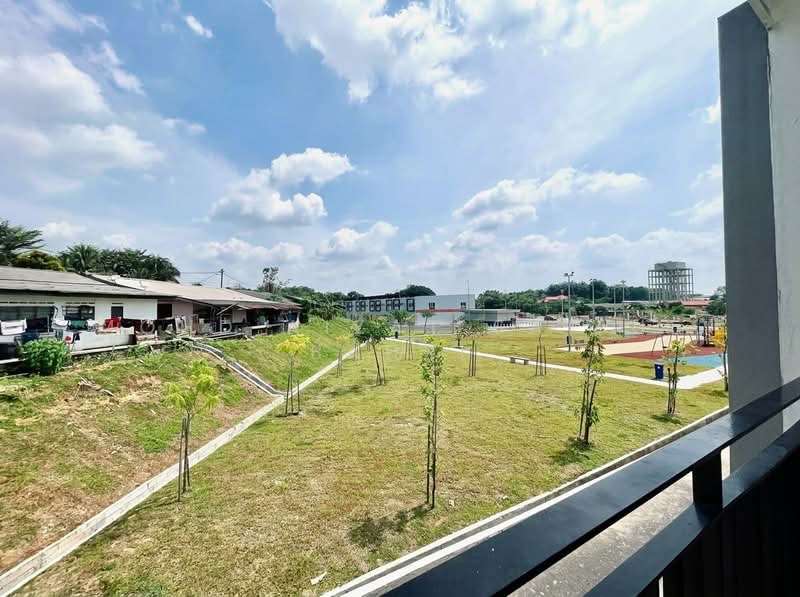 Rumah Teres 2-Tingkat untuk Dijual di Kampung Selangor Dredging (Dengkil) - Mohd Aizat Saiful Bahri - Exterior - PropertyGuru.com.my