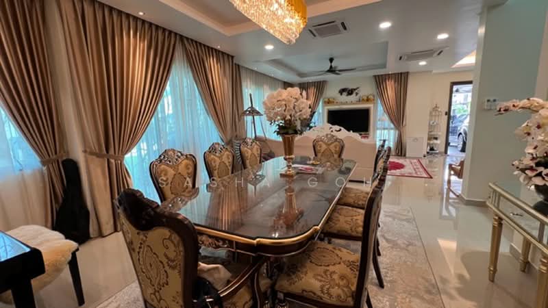 Semi-Detached House for Sale in Taman Equine (Seri Kembangan) - Sasha Goh - Dining Room - PropertyGuru.com.my