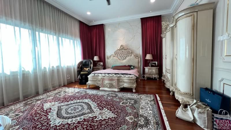 Semi-Detached House for Sale in Taman Equine (Seri Kembangan) - Sasha Goh - Master Bedroom - PropertyGuru.com.my