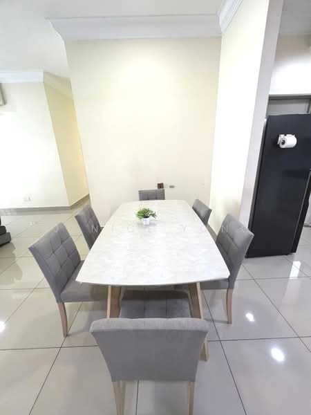 Pangsapuri untuk Dijual di Austin Regency (Pangsapuri Austin Perdana) - Janice Yong - Dining Room - PropertyGuru.com.my