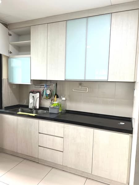 Pangsapuri untuk Dijual di Austin Regency (Pangsapuri Austin Perdana) - Janice Yong - Kitchen - PropertyGuru.com.my