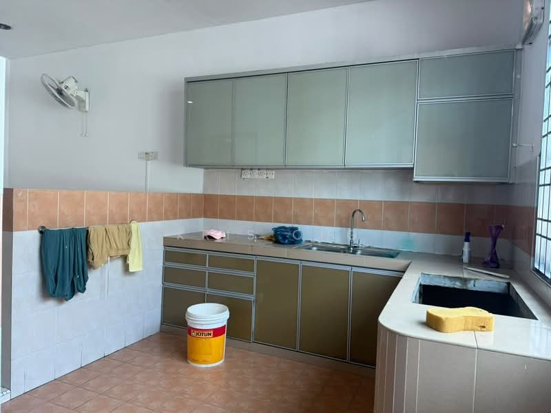 1-storey Terraced House for Rent in Taman Kempas Indah (Tebrau) - Kris Ong - Kitchen - PropertyGuru.com.my