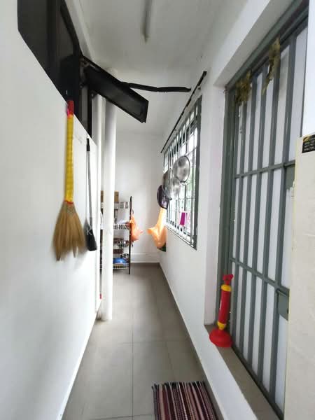 2-storey Terraced House for Sale in Taman Daya (Johor Bahru) - Karl Lim - Corridor - PropertyGuru.com.my