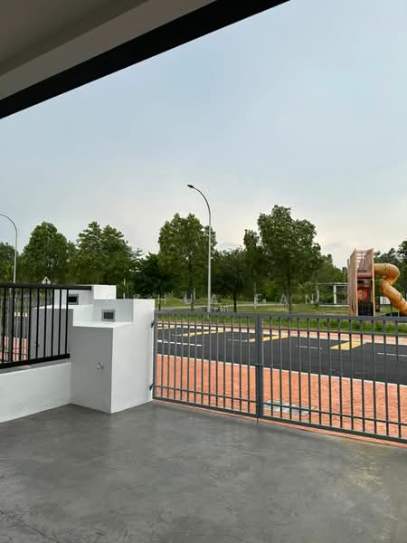 Terraced House for Rent in Petaling Jaya (Selangor) - Joshua Fan - Exterior - PropertyGuru.com.my
