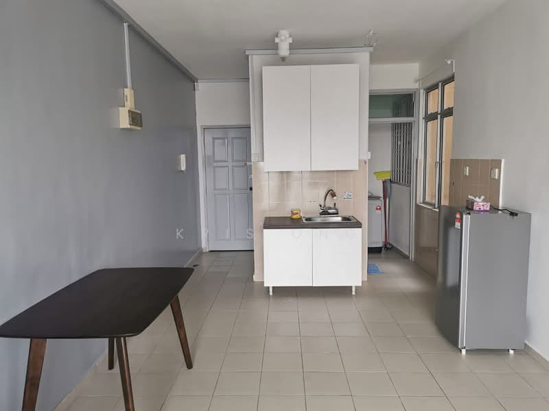Apartment for Rent at Lake View Suites - Kris Ong - Kitchen - PropertyGuru.com.my