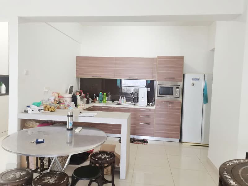 Condominium for Sale at Platino Condominium - Allen Yeoh - Kitchen - PropertyGuru.com.my