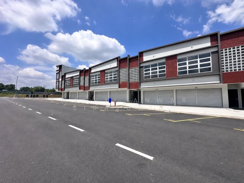 Shop / Office for Rent in Elmina (Shah Alam) - Khairil Anwar Sirajudin - Exterior - PropertyGuru.com.my