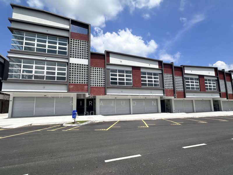 Shop / Office for Rent in Elmina (Shah Alam) - Khairil Anwar Sirajudin - Exterior - PropertyGuru.com.my