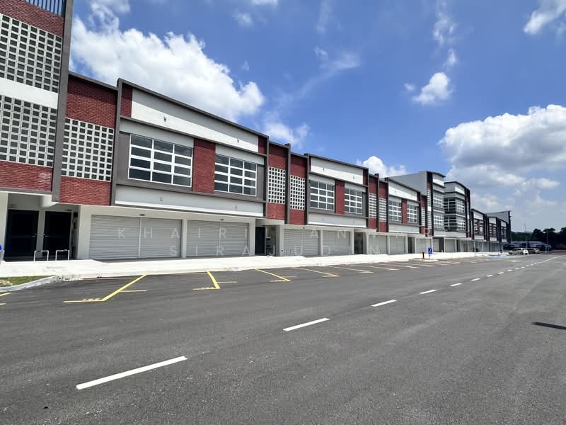Shop / Office for Rent in Elmina (Shah Alam) - Khairil Anwar Sirajudin - Exterior - PropertyGuru.com.my