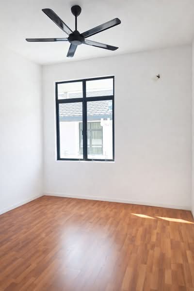 2-storey Terraced House for Sale in Eco Majestic (Semenyih) - Jesslyn Lee - Bedroom - PropertyGuru.com.my