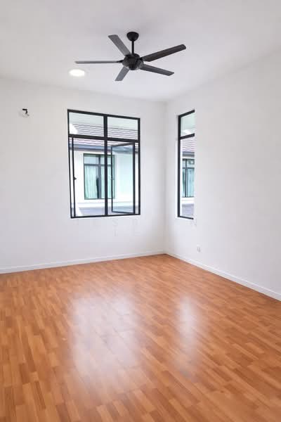 2-storey Terraced House for Sale in Eco Majestic (Semenyih) - Jesslyn Lee - Bedroom - PropertyGuru.com.my