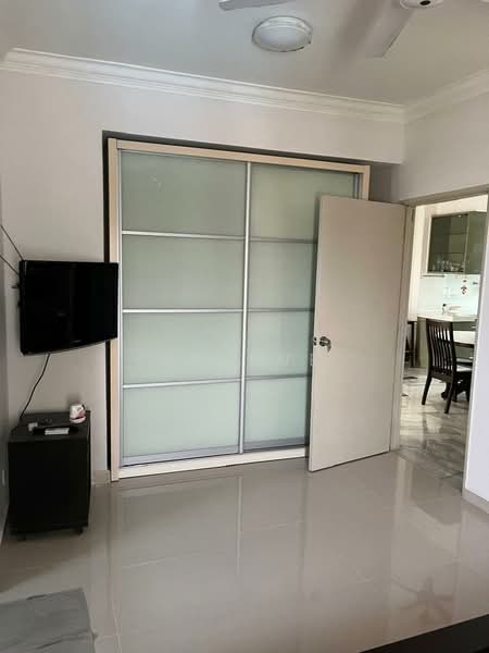 Kondominium untuk Dijual di Mutiara Condominium - WP Kue - Living Room - PropertyGuru.com.my