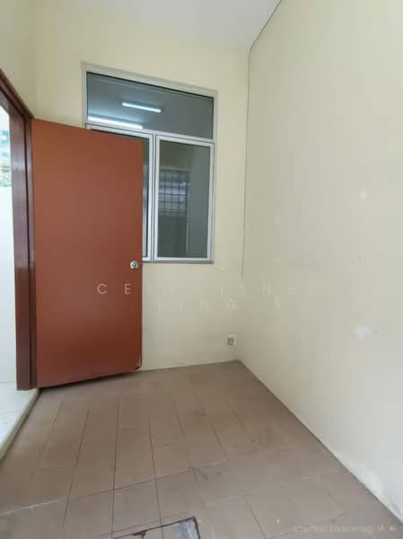 Rumah Teres 2 Tingkat untuk Dijual di Taman Jelok Impian (Kajang) - Celestine Ting - Entrance - PropertyGuru.com.my