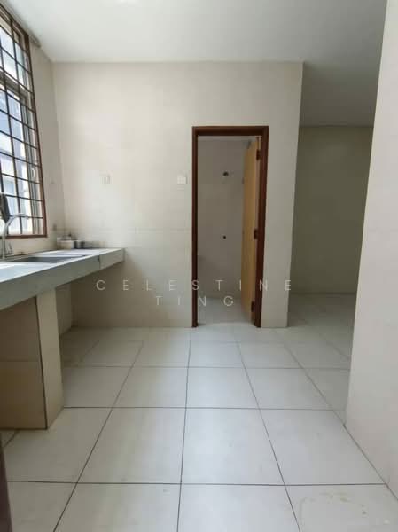 Rumah Teres 2 Tingkat untuk Dijual di Taman Jelok Impian (Kajang) - Celestine Ting - Kitchen - PropertyGuru.com.my