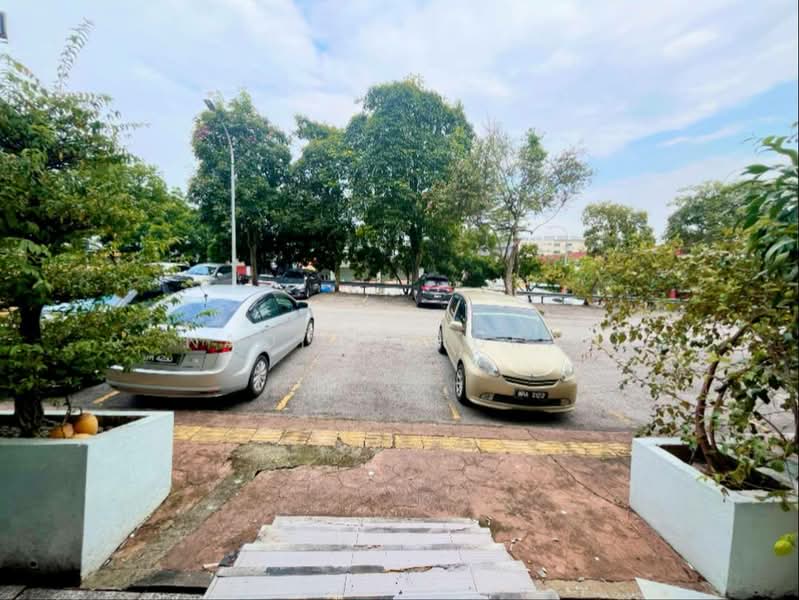 Shop for Rent in Seksyen 7 (Shah Alam) - Nadia Shukri - Exterior - PropertyGuru.com.my