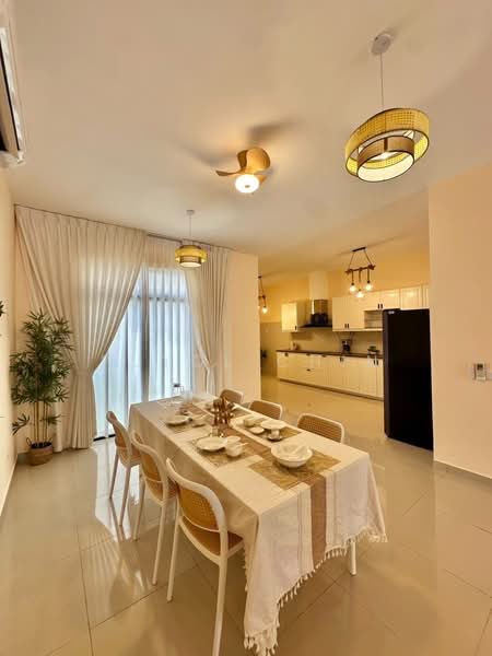 Cluster House for Rent in Eco Botanic (Iskandar Puteri (Nusajaya)) - Puyol Chin - Dining Room - PropertyGuru.com.my