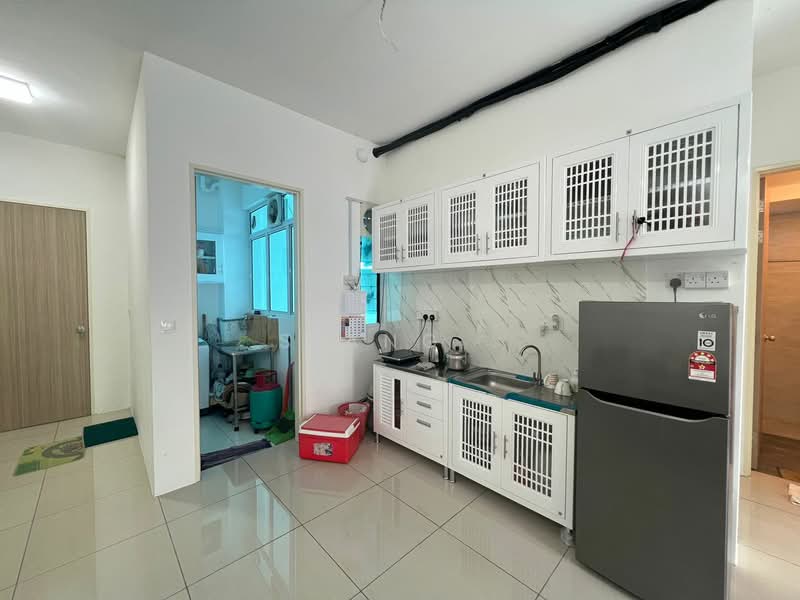 Kondominium untuk Dijual di QuayWest Residence - Siang . - Kitchen - PropertyGuru.com.my