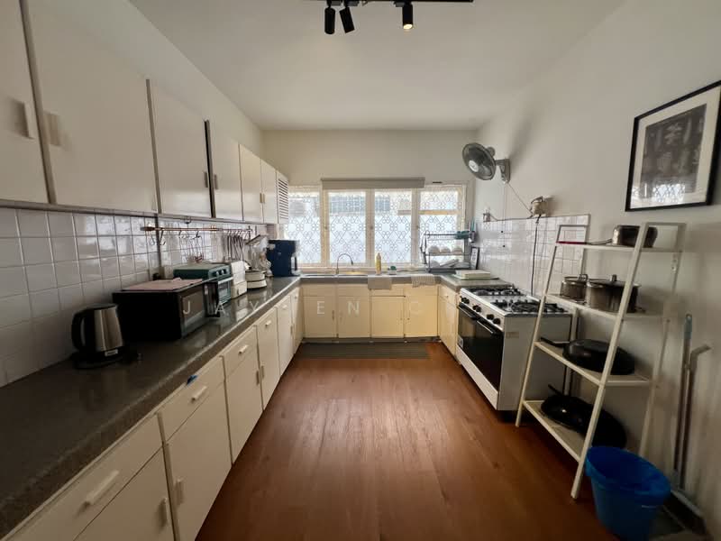 Bungalow for Sale in Taman Seputeh (Seputeh) - Jayden Chik - Kitchen - PropertyGuru.com.my