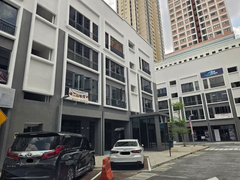Pejabat untuk Disewa di Seksyen U13 (Setia Alam) - Janie Lee - Exterior - PropertyGuru.com.my
