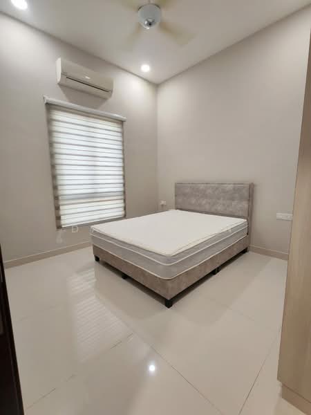 Rumah Banglo untuk Dijual di Bandar Sungai Long (Selangor) - David Wan - Bedroom - PropertyGuru.com.my