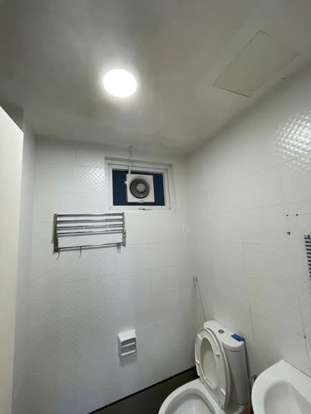 Servis Apartment untuk Dijual di Seasons Amara Larkin - Carson . - Bathroom - PropertyGuru.com.my