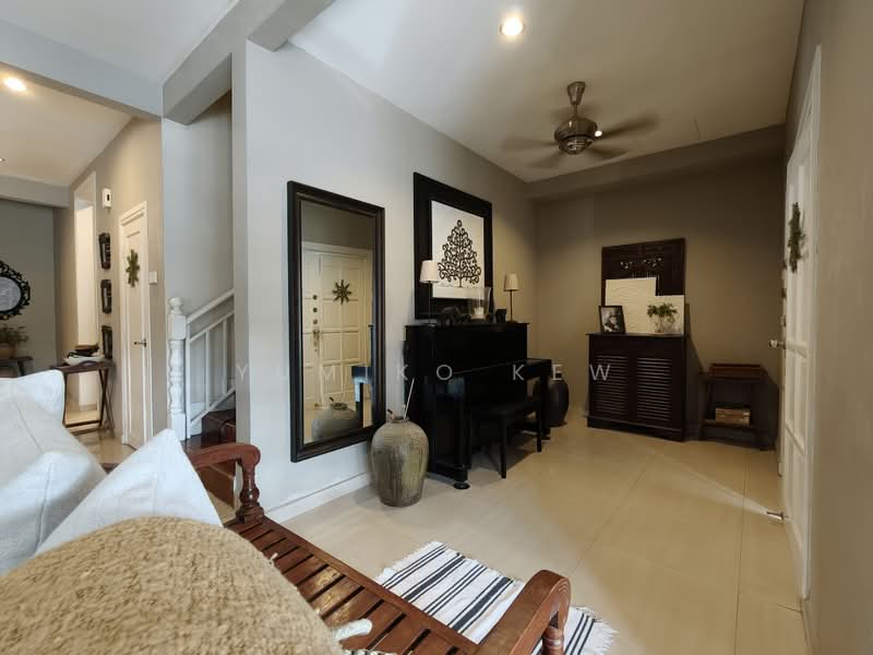 Rumah Berkembar untuk Dijual di Taman Yarl (Jalan Klang Lama (Old Klang Road)) - Yumiko Kew - Living Room - PropertyGuru.com.my